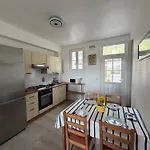 Bleu Charmante Maison Vue Et Mer, Belle Terrasse, A 5 Mn A Pied Du Centre De En Bessin, Proche De Bayeux Et Omaha * بورت-أون-بيسين-هوباين