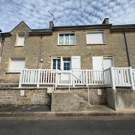 Bleu Charmante Maison Vue Et Mer, Belle Terrasse, A 5 Mn A Pied Du Centre De En Bessin, Proche De Bayeux Et Omaha * Port-en-Bessin-Huppain