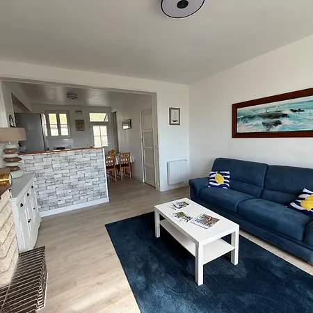 Semesterbostad Bleu Charmante Maison Vue Et Mer, Belle Terrasse, A 5 Mn A Pied Du Centre De En Bessin, Proche De Bayeux Et Omaha Port-en-Bessin-Huppain