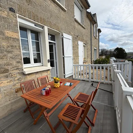 Port Bleu Charmante Maison Bien Equipee Vue Port Et Mer, Belle Terrasse, 2 Chambres, 2 Wc, 1 Sdb , A 5 Mn A Pied Du Centre De Port En Bessin, Proche De Bayeux Et Omaha Beach Prázdninový dům