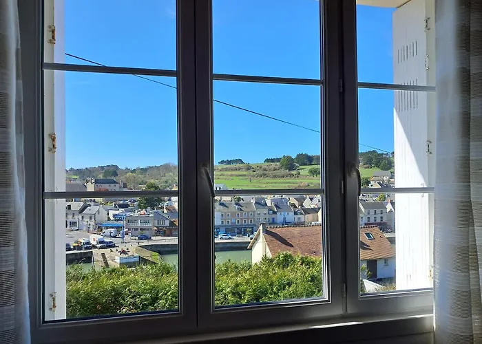 Semesterbostad Bleu Charmante Maison Vue Et Mer, Belle Terrasse, A 5 Mn A Pied Du Centre De En Bessin, Proche De Bayeux Et Omaha *