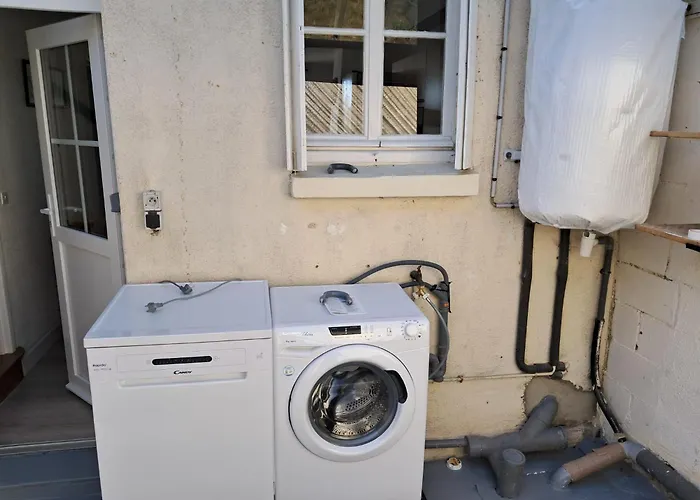 Semesterbostad Bleu Charmante Maison Vue Et Mer, Belle Terrasse, A 5 Mn A Pied Du Centre De En Bessin, Proche De Bayeux Et Omaha